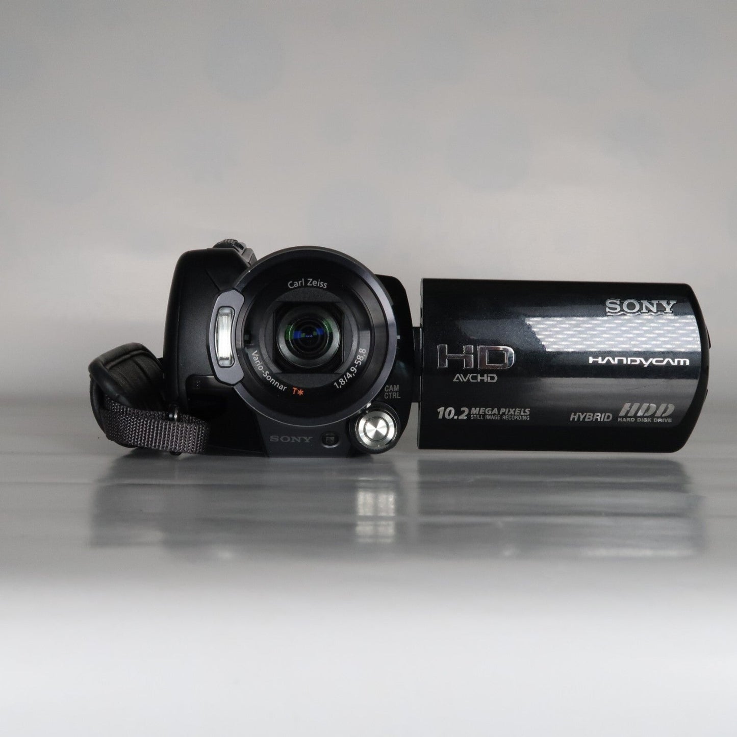 Soney HDR-SR12E Full HD AVCHD Handycam Camcorder – 120GB Internal Storage