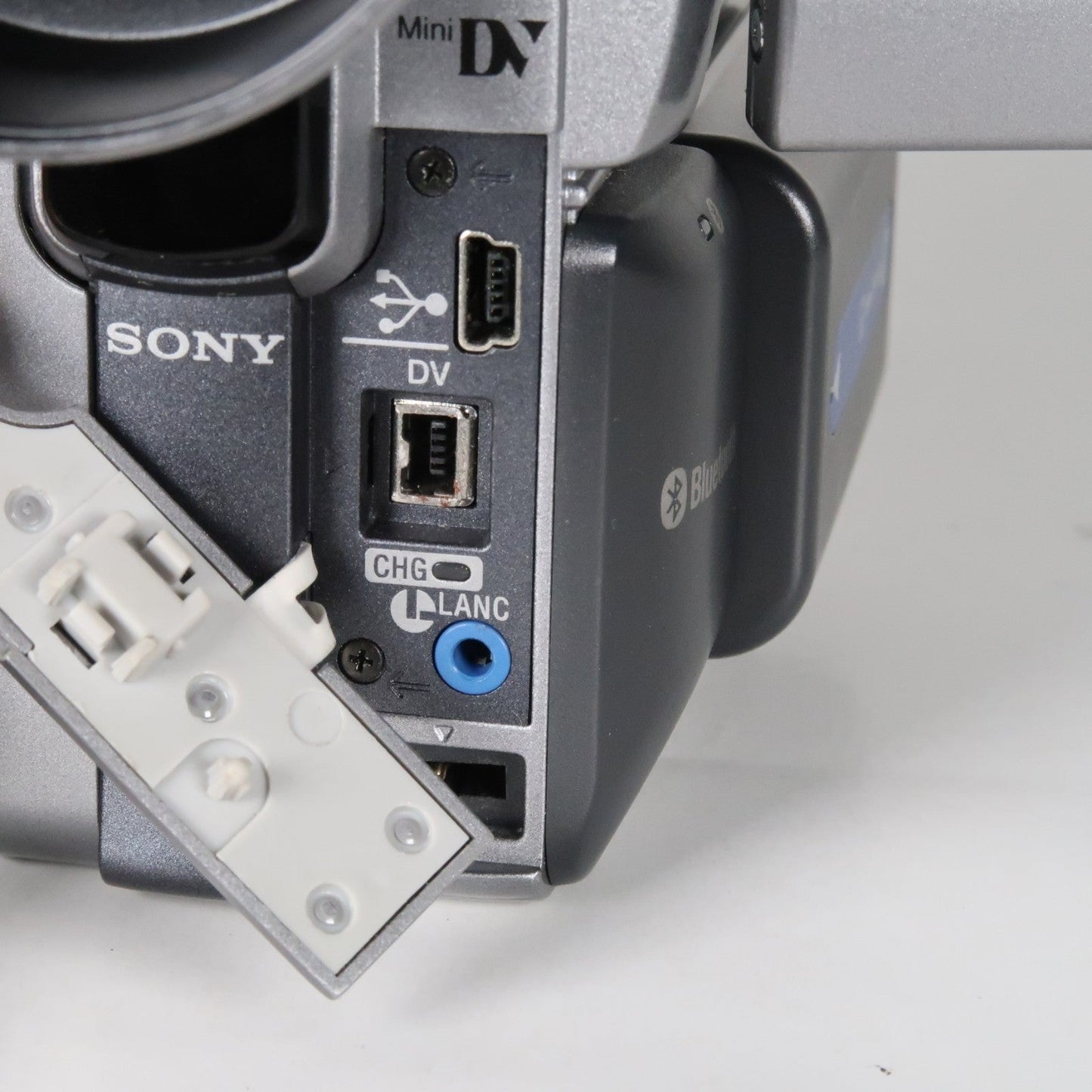 Soney Handycam DCR-PC120E MiniDV Camcorder – With Case + Charger