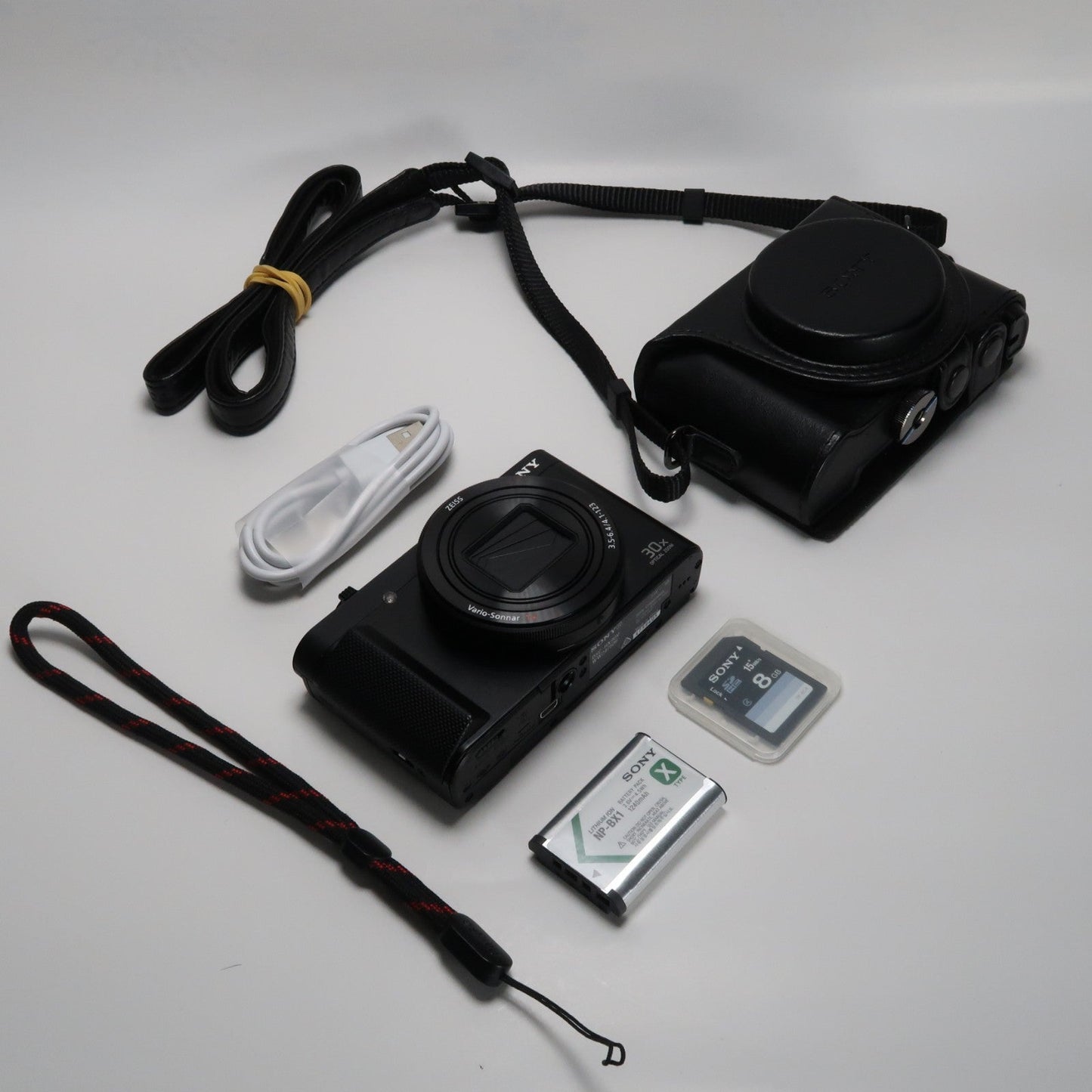 Soney Cyber-shot DSC-HX90V 18.2MP Digital Camera – Original Packaging – Excellent