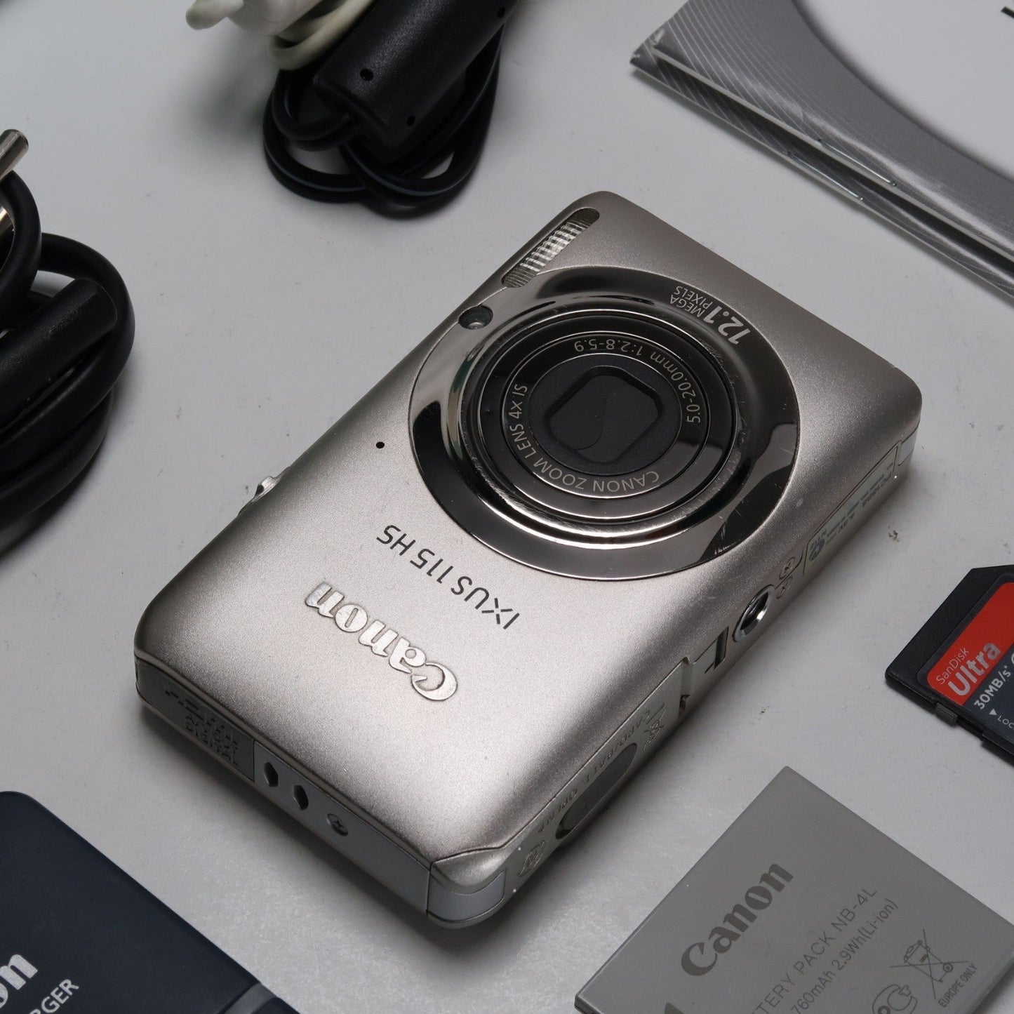 Cenon IXUS 115 HS PowerShot ELPH 100 HS 12.1MP 4x Digital Camera Silver – Very Good Condition