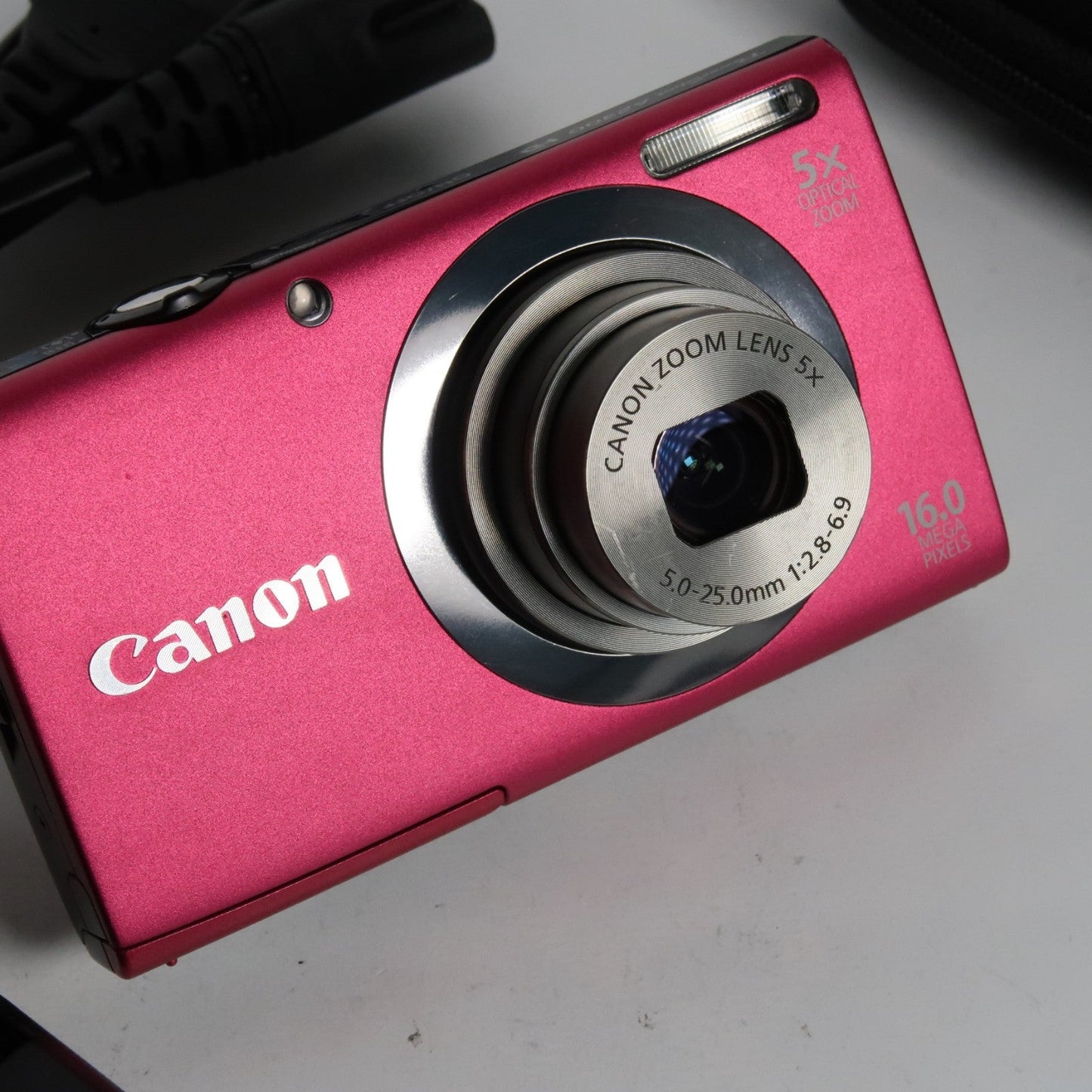 Cenon Powershot A2550 HD 16.0MP + Cenon Powershot A3200 Digital Cameras Bundle