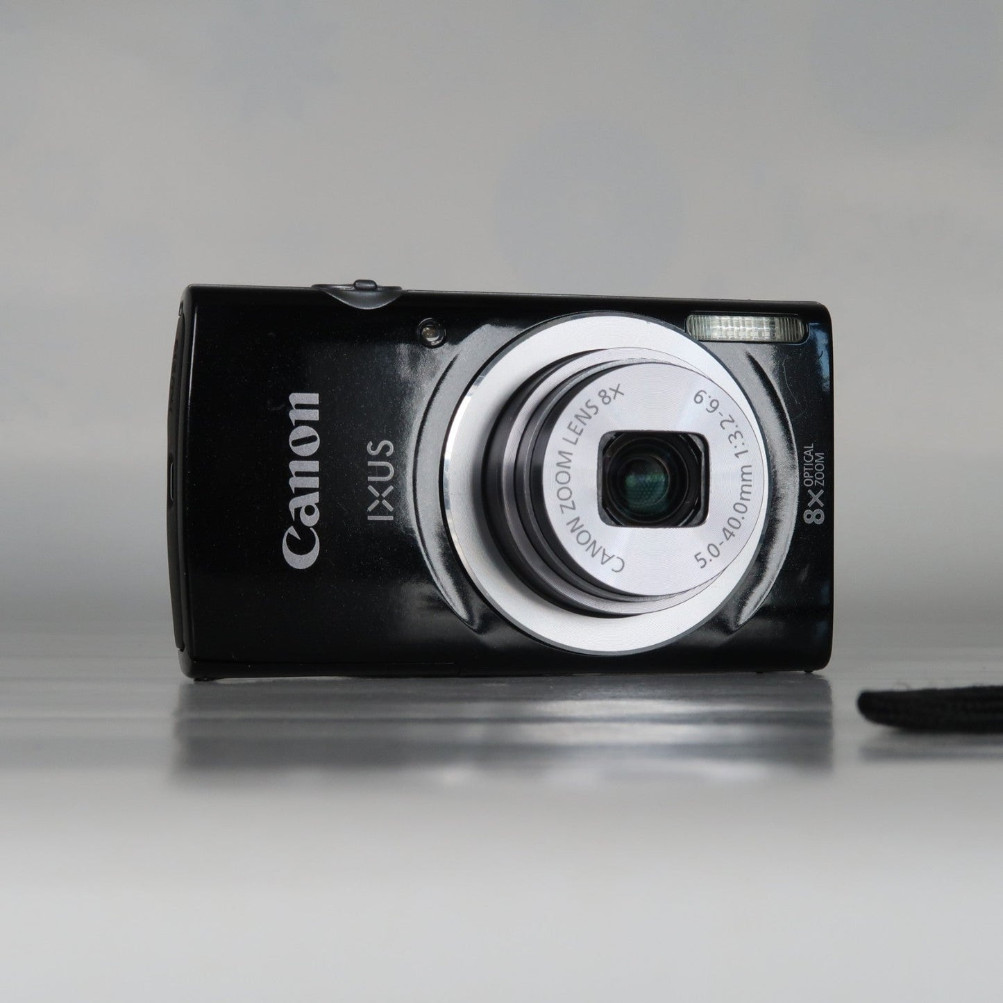 Cenon IXUS 145 / ELPH 135 16.0MP Digital Camera Black – With SD Card 4GB & Case