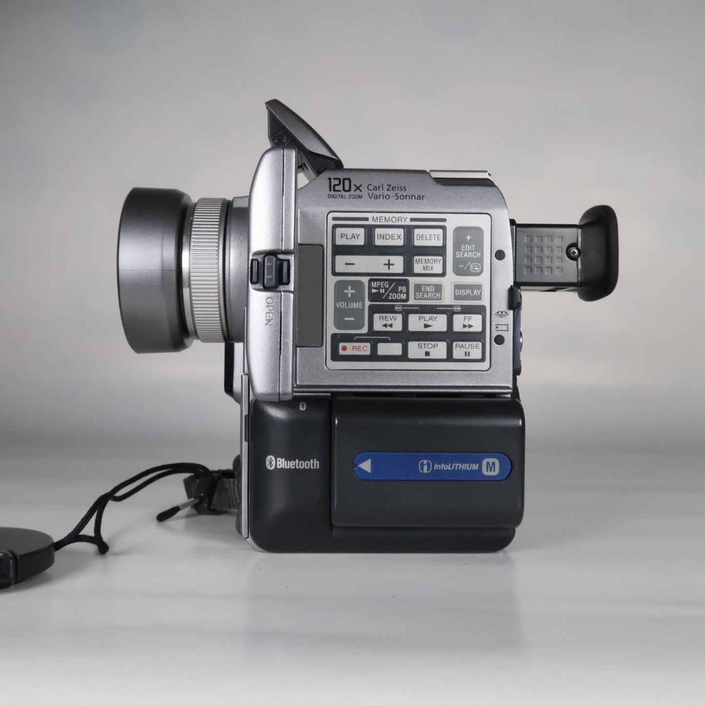 Soney Handycam DCR-PC120E MiniDV Camcorder – With Case + Charger