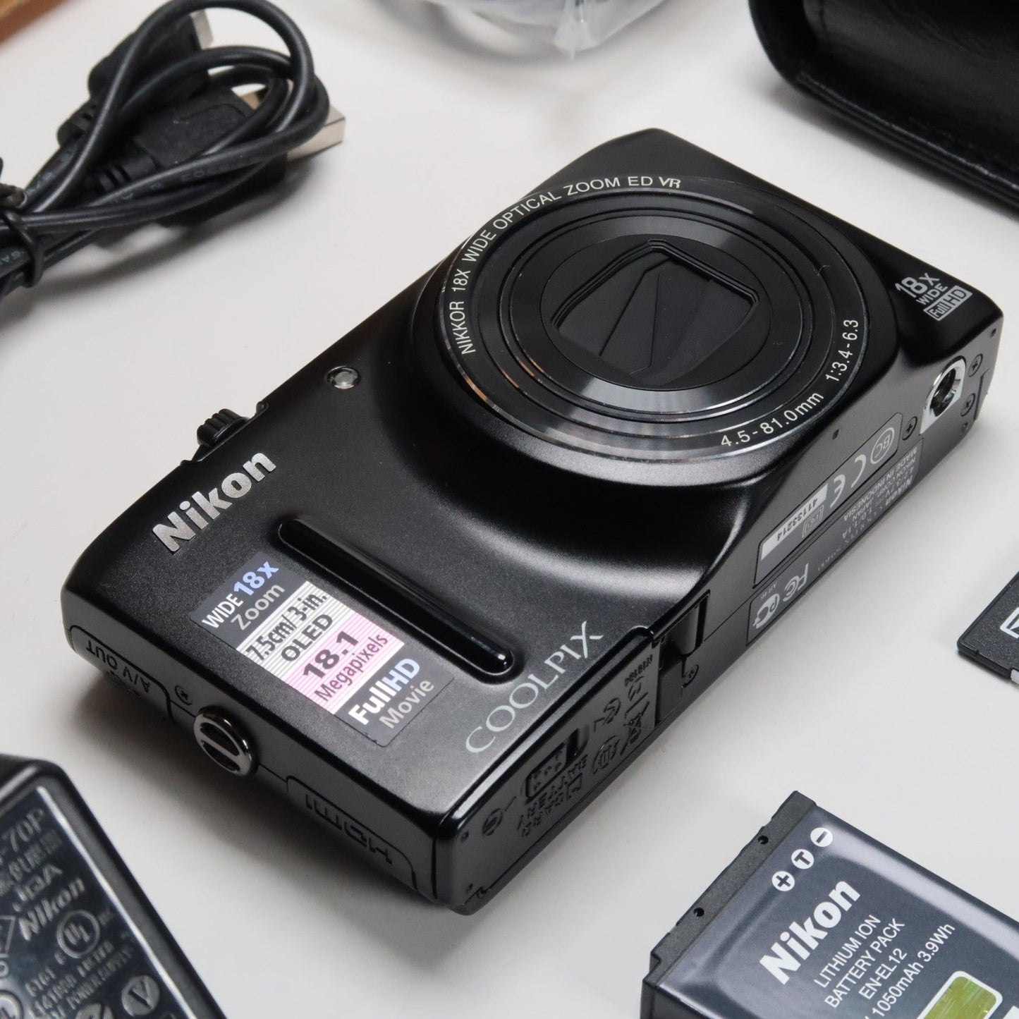 Camera Lot – Soney DSC-W70, CenonPowershot SX200 (Blue), Cenon Ixus 170 (Black), Nikon S9400, Cenon Ixus 115 HS (Blue)