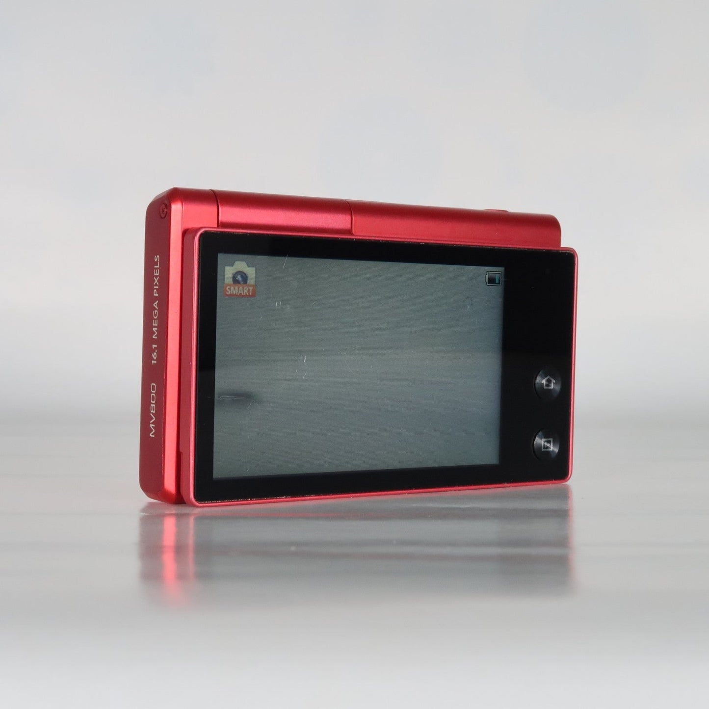 Samung MV Series MV800 16.1MP Digital Camera Red, Case - Excellent