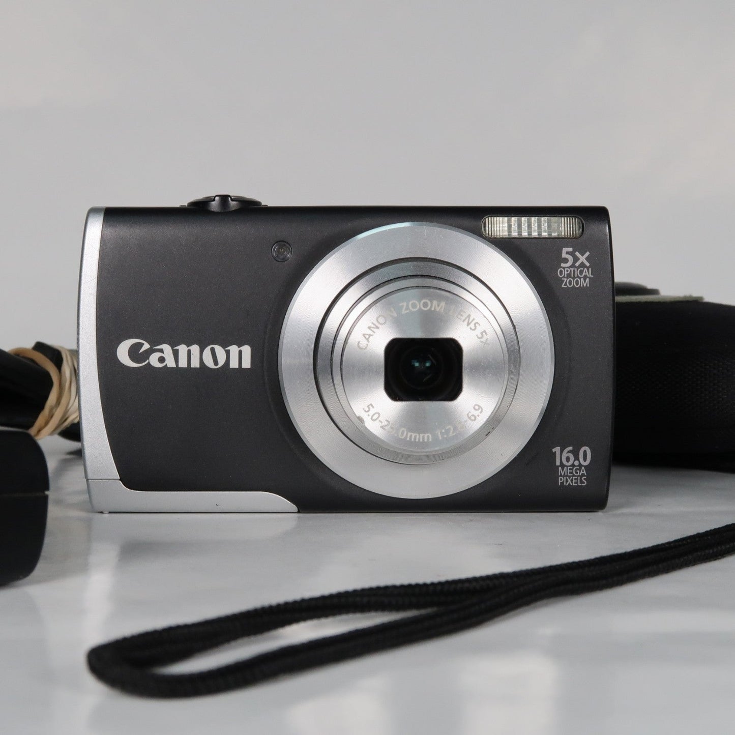 Cenon Powershot A2550 HD 16.0MP + Cenon Powershot A3200 Digital Cameras Bundle