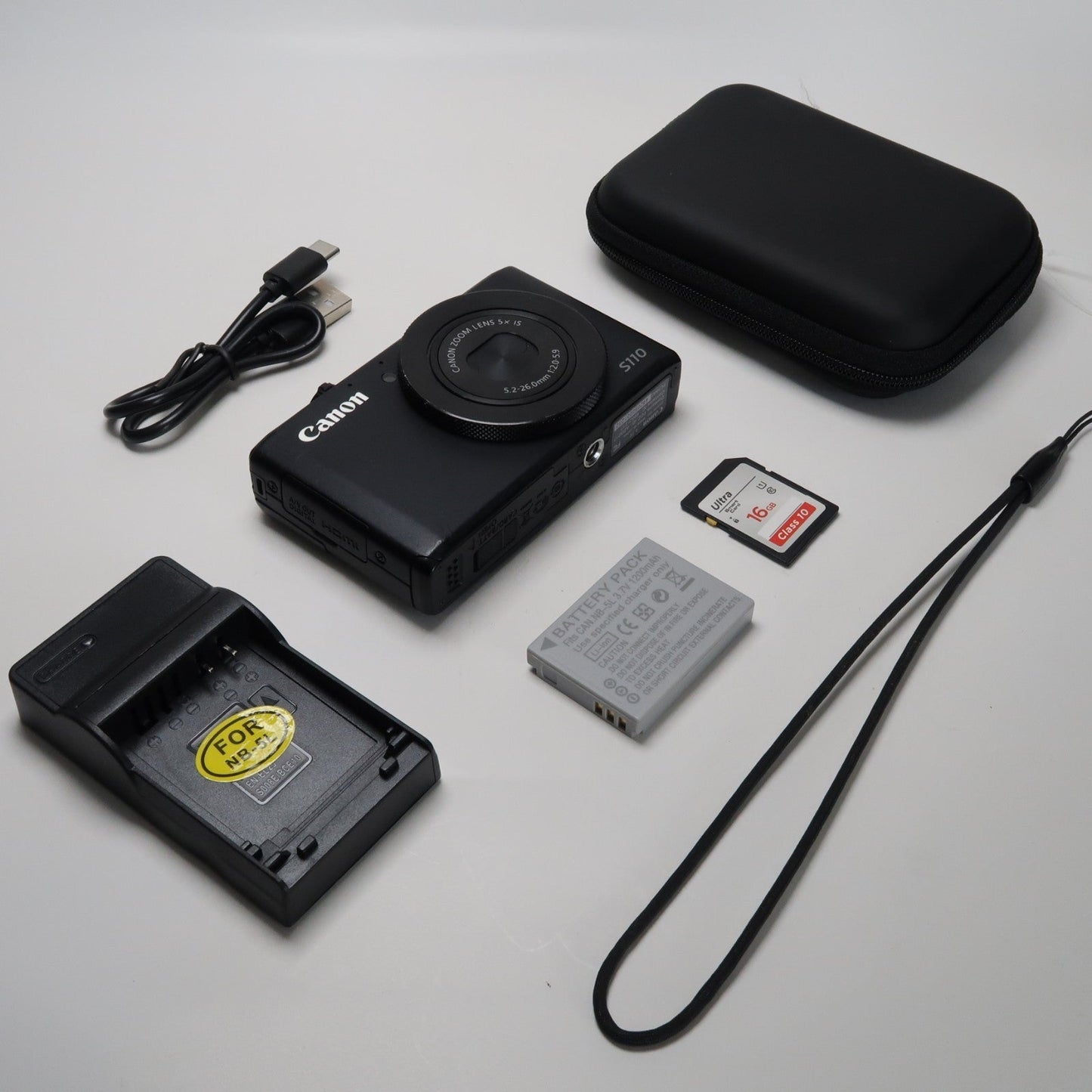 Cenon PowerShot S110 12.1MP Digital Camera – Black, Case, SD Card – Excellent