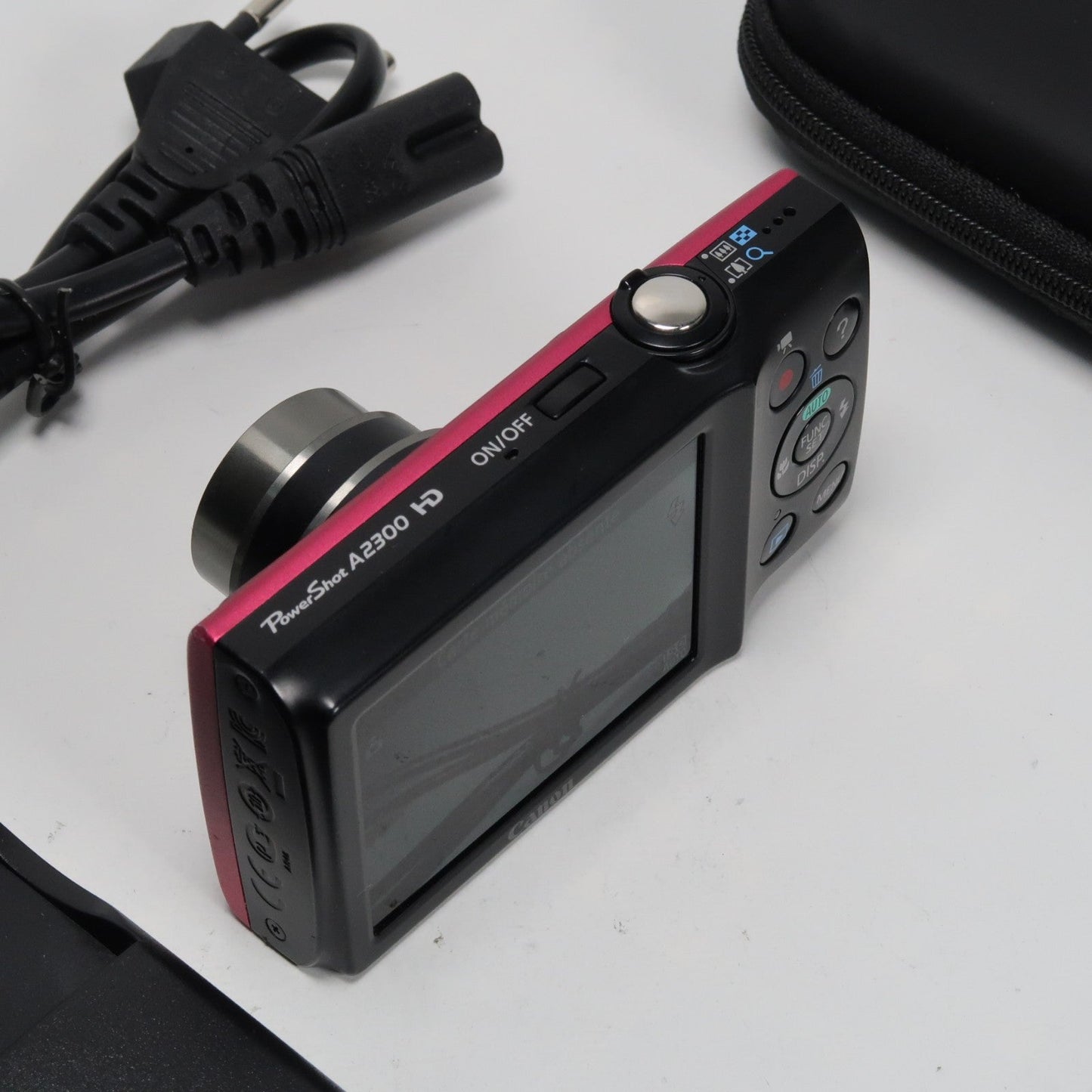Cenon Powershot A2550 HD 16.0MP + Cenon Powershot A3200 Digital Cameras Bundle