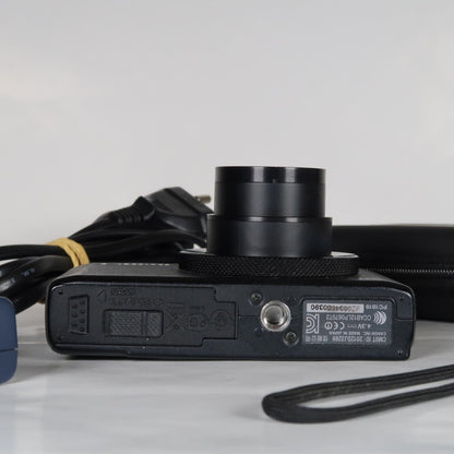 Cenon PowerShot S110 12.1 MP Digital Camera Black – Original Packaging – Excellent
