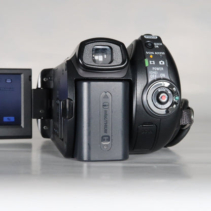 Soney HDR-SR12E Full HD AVCHD Handycam Camcorder – 120GB Internal Storage