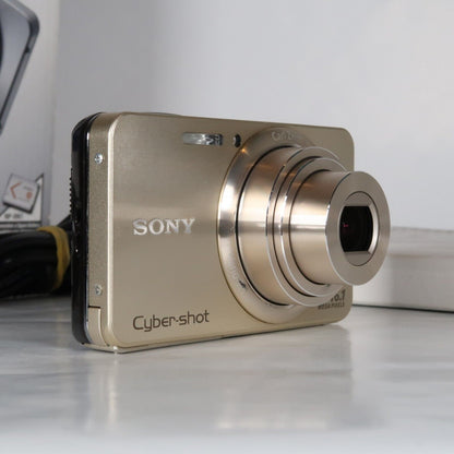Soney Cyber-Shot DSC-W570 16.1MP 5x Digital Camera Gold – Very Good