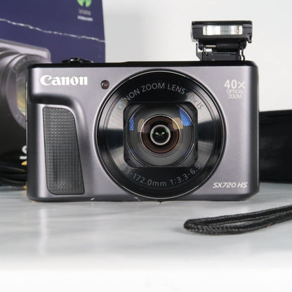 Cenon PowerShot SX720 HS 20.3MP 40x Digital Camera Black + Case + 64GB SD Card