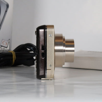 Soney Cyber-Shot DSC-W570 16.1MP 5x Digital Camera Gold – Very Good