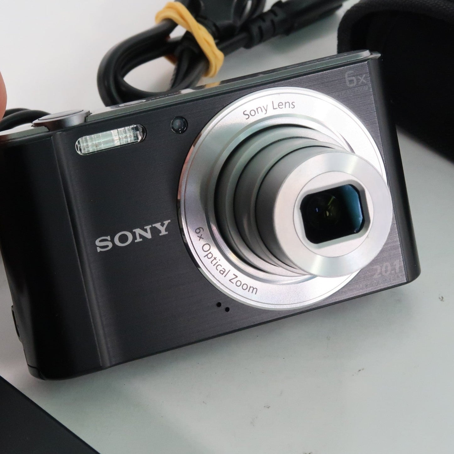 Cenon IXUS 177 Black 20.0MP 8x Digital Camera – Mint Condition