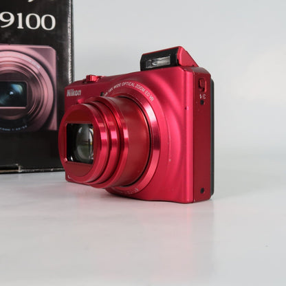 Nikona Coolpix S9100 12.1MP 18x Digital Camera Red, Case, SD Card – Very Good