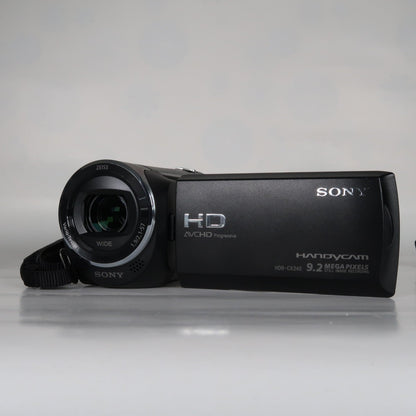 Soney HDR-CX240E Digital Video Camcorder – Excellent Condition