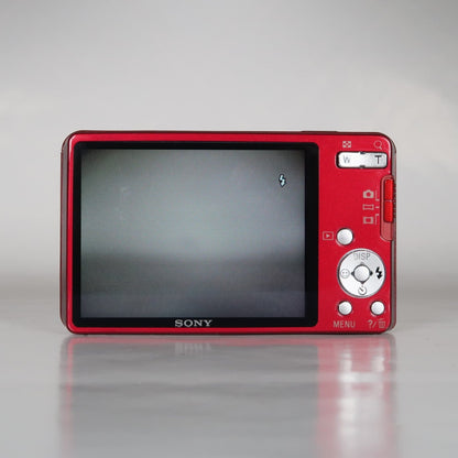Soney Cybershot DSC-W560 14.1MP Digital Camera Red, Case – Excellent