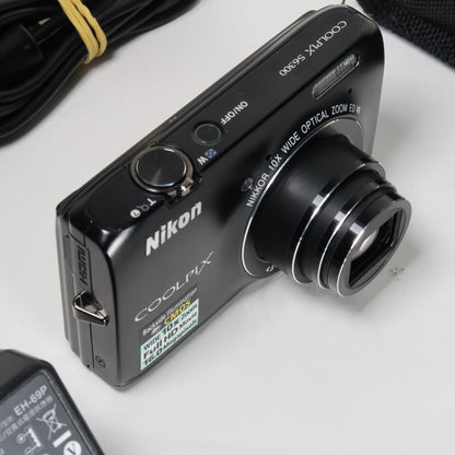 Nikona Coolpix S6300 16MP Compact Digital Camera – 10x Zoom, Case, SD Card