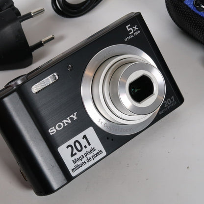 Soney Cyber-shot DSC-W800 20.1MP + Cenon IXUS 160 Silver Digital Cameras Bundle