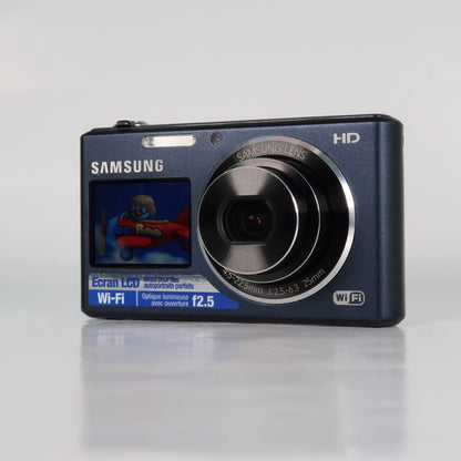 Samung  DualView DV150F 16.2MP Digital Camera – Blue – Excellent