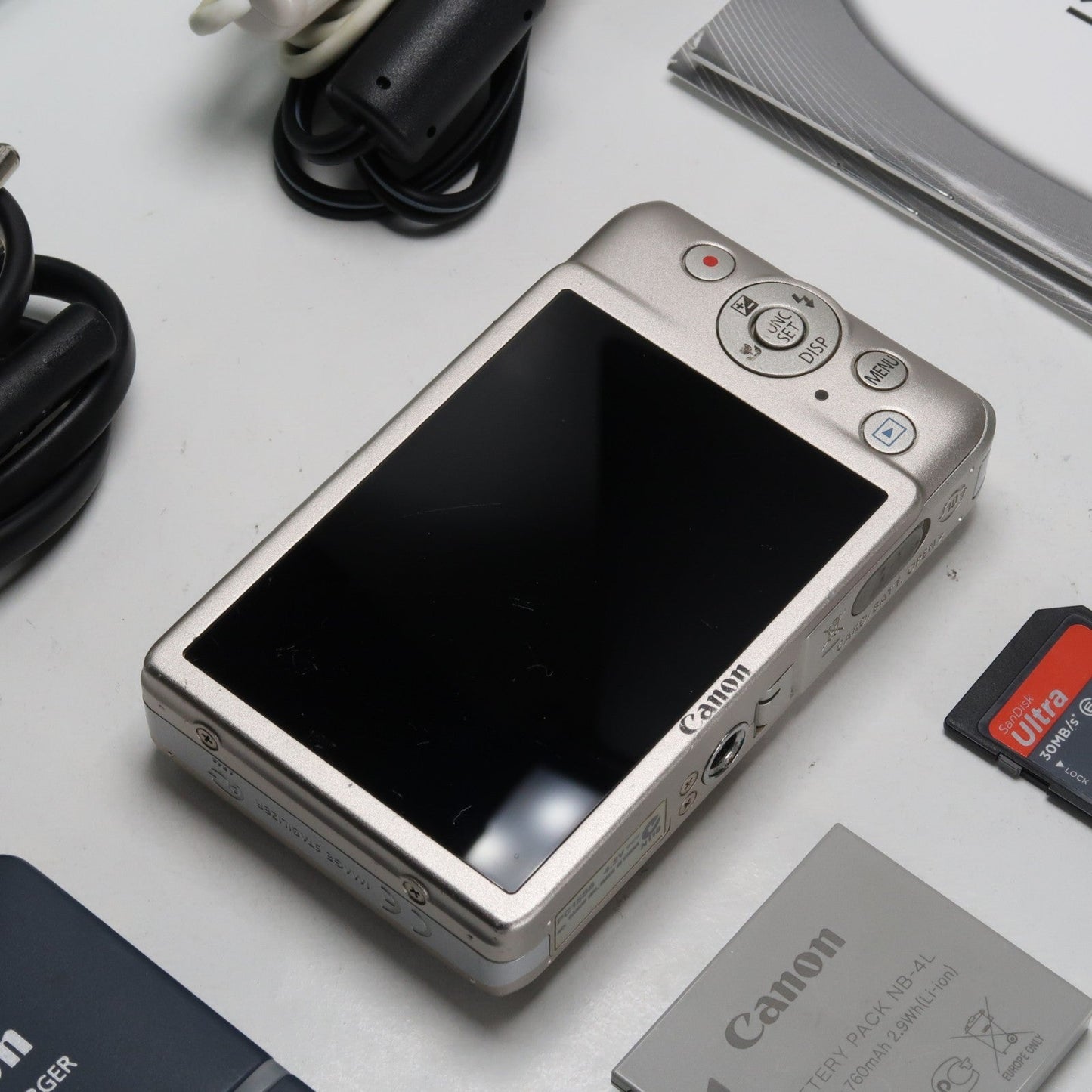 Cenon IXUS 115 HS PowerShot ELPH 100 HS 12.1MP 4x Digital Camera Silver – Very Good Condition
