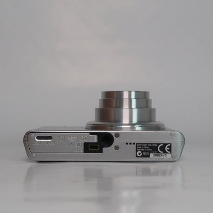 Soney Cyber-shot DSC-W730 16.1MP 8x + Cenon IXUS 185 – Bundle Deal