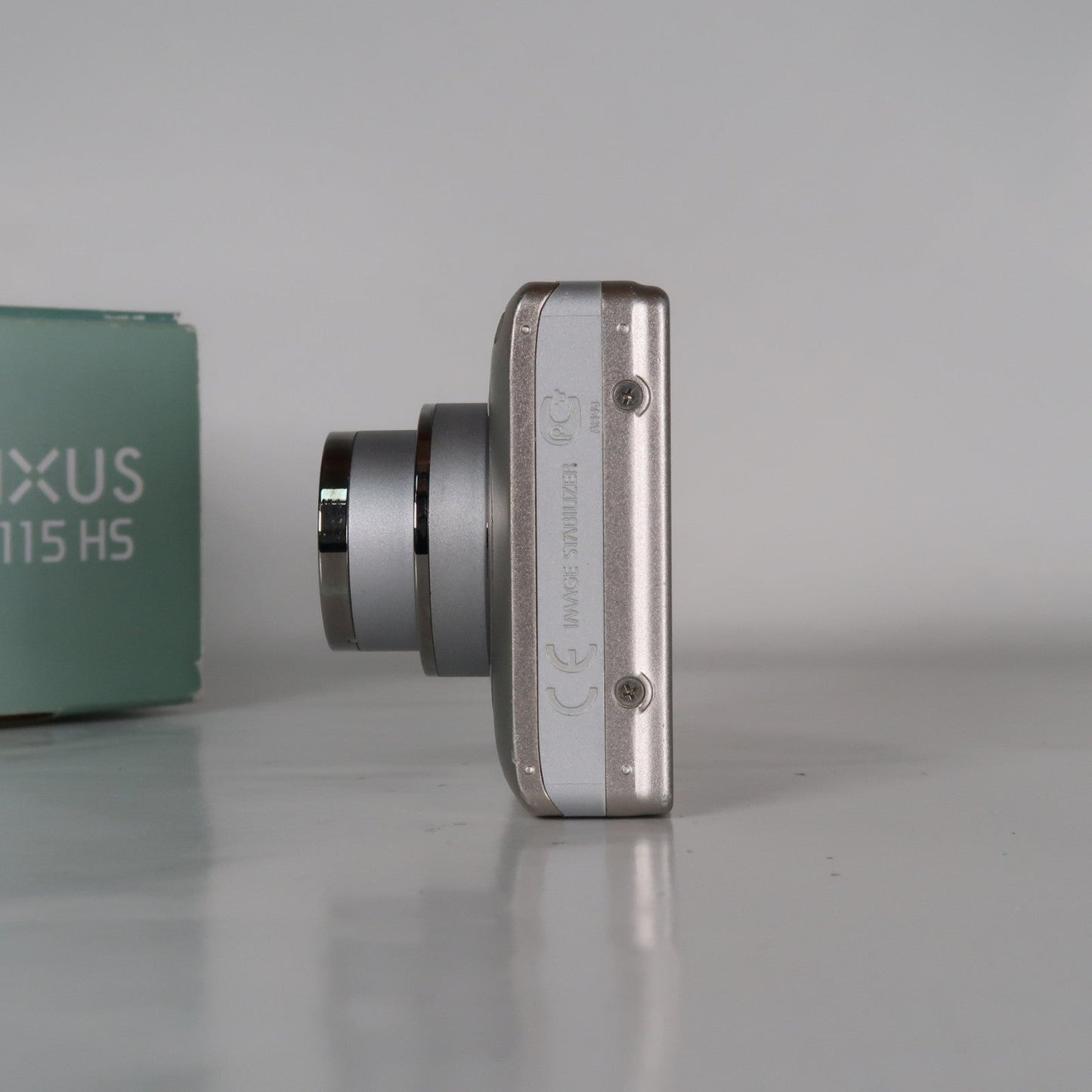 Cenon IXUS 115 HS PowerShot ELPH 100 HS 12.1MP 4x Digital Camera Silver – Very Good Condition