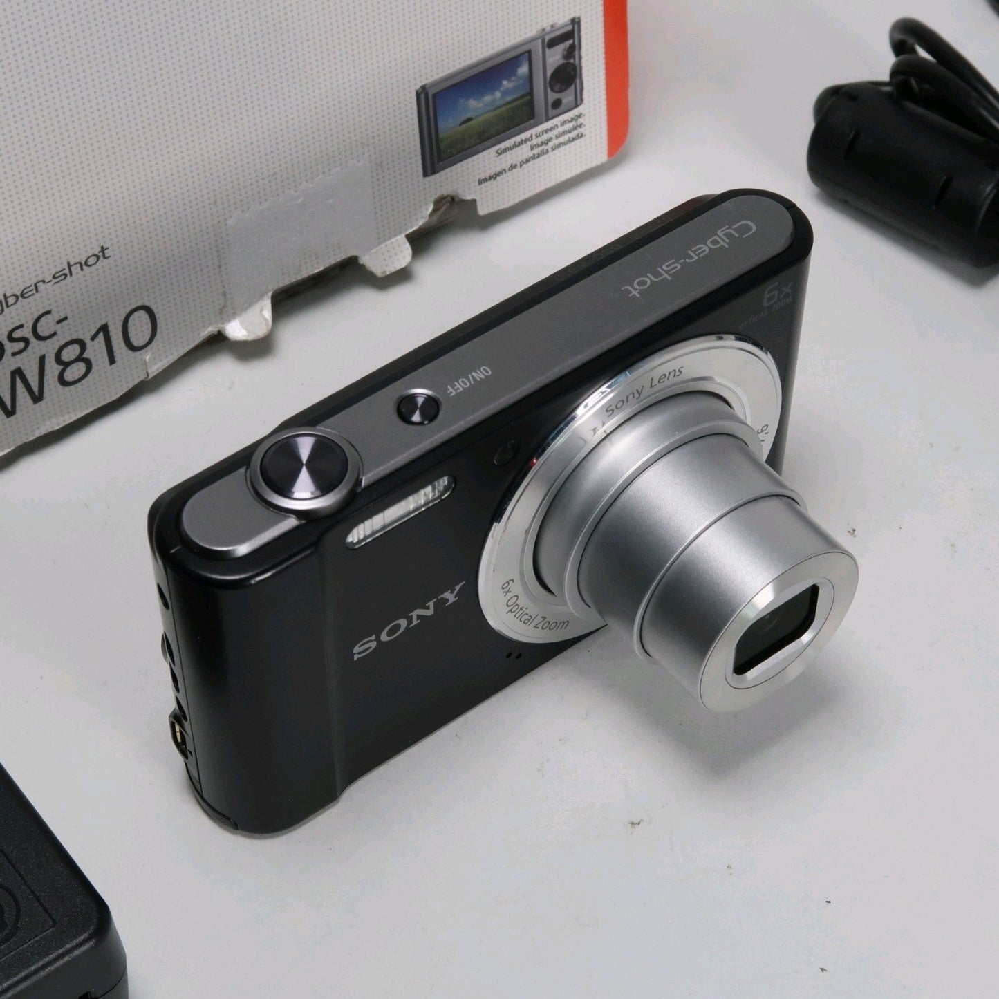 Bundle Digital Camera – Cenon IXUS 185 + Soney Cyber-shot DSC-W810