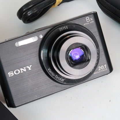 Soney Cyber-Shot DSC-W830 20.1MP 8x Digital Camera Black – Excellent Condition