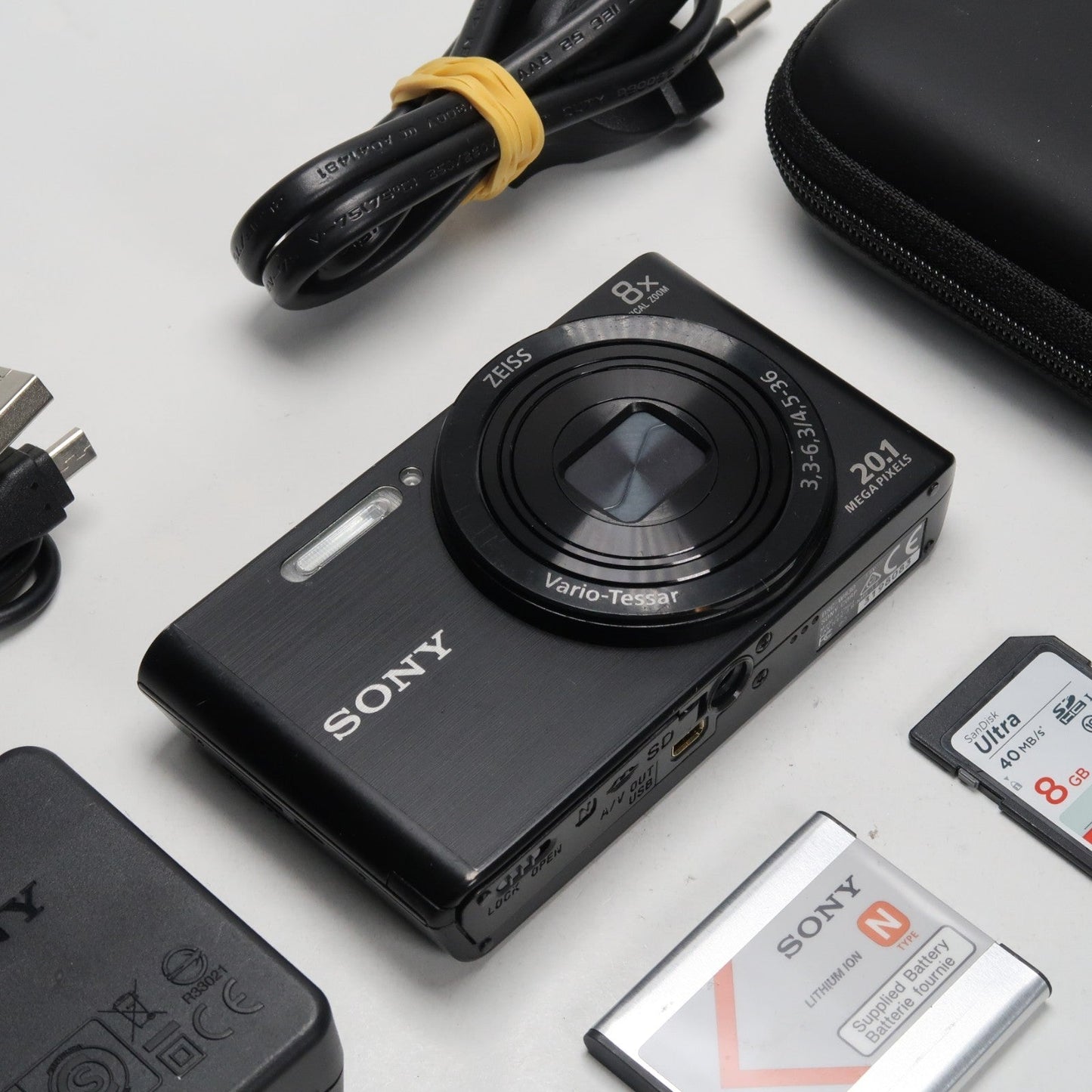 Soney Cyber-Shot DSC-W830 20.1MP 8x Digital Camera Black – Excellent Condition