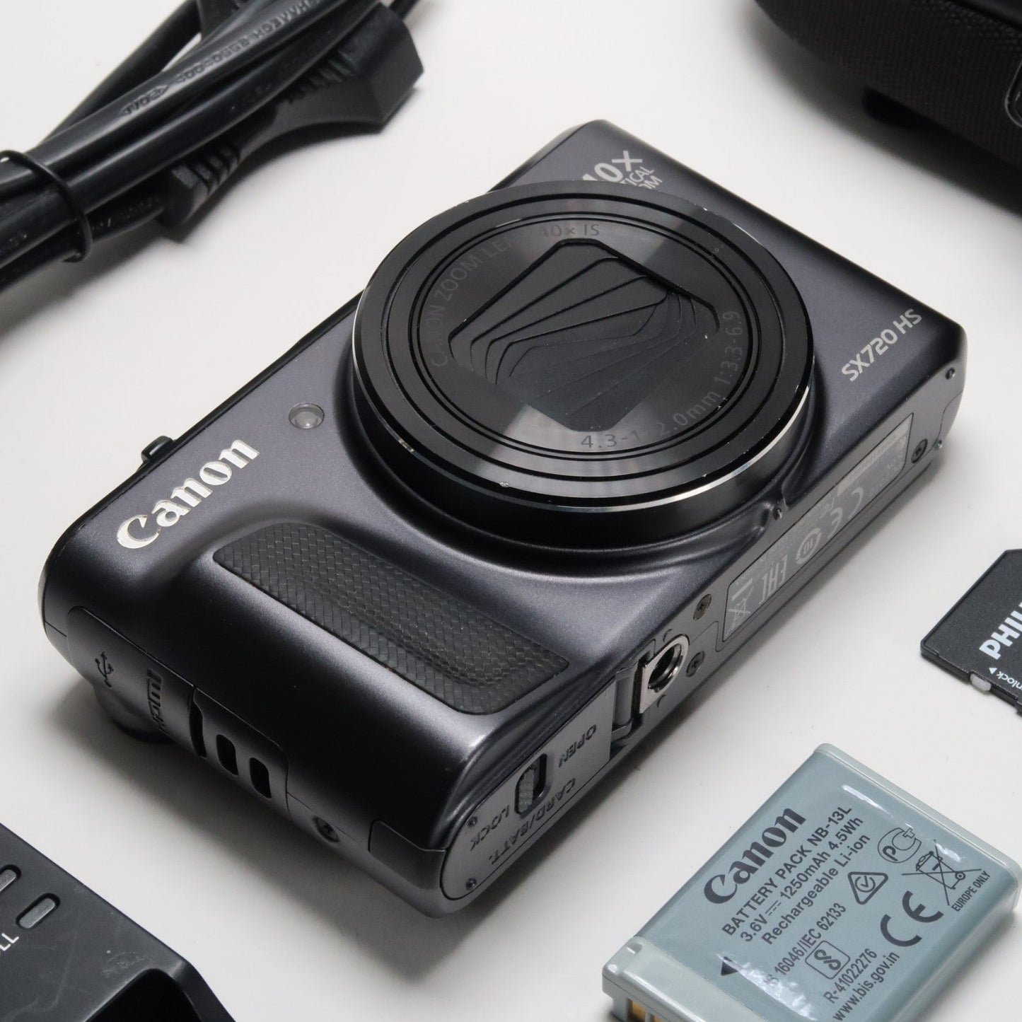 Cenon PowerShot SX720 HS 20.3MP Digital Camera – Black