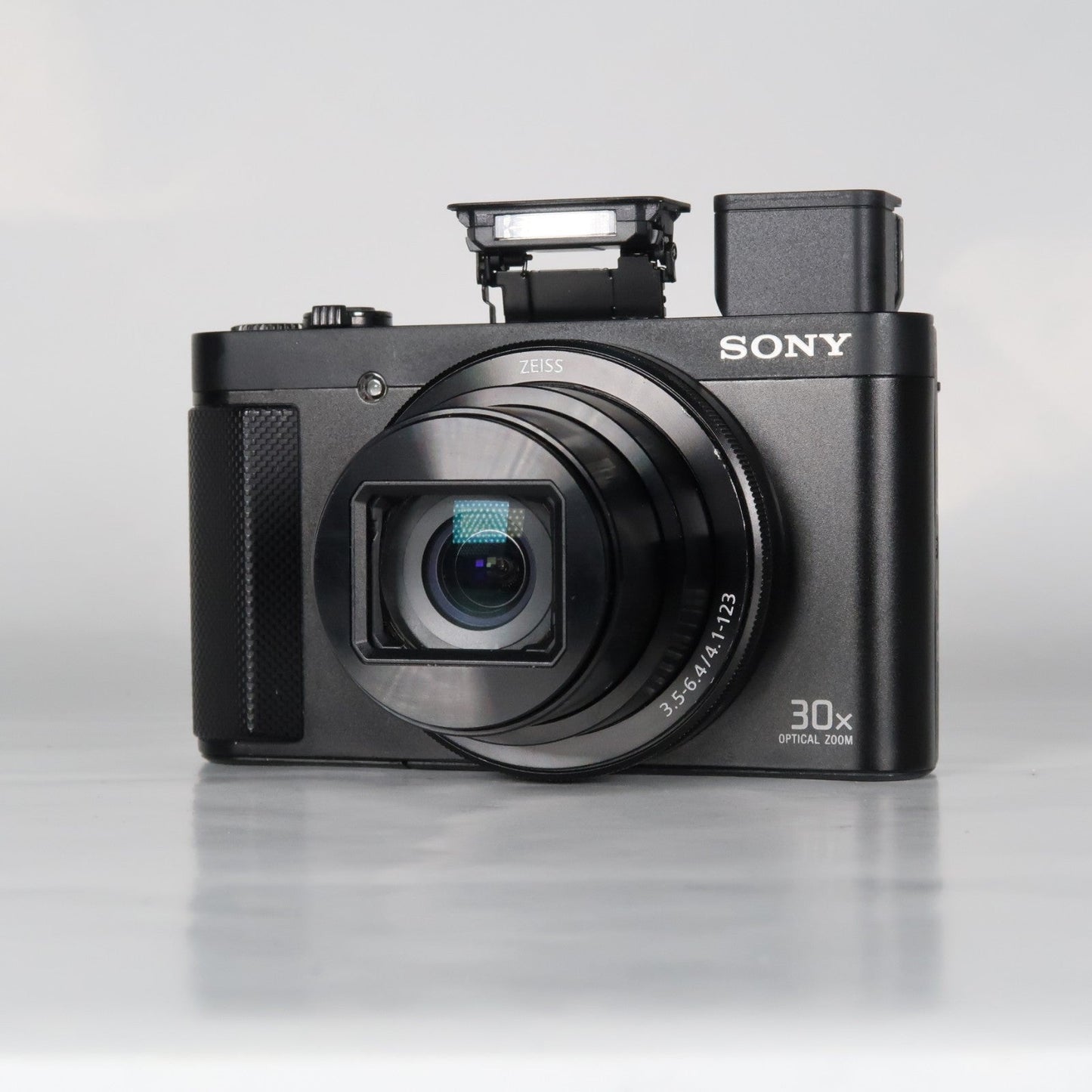 Soney Cyber-shot DSC-HX90V 18.2MP Digital Camera – Excellent Condition, Original Packaging