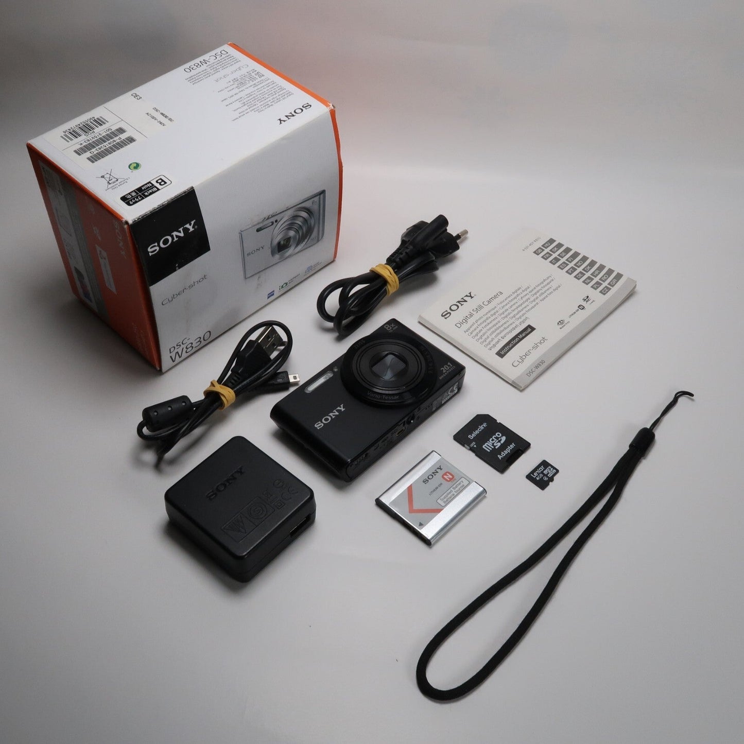 Soney Cyber-shot DSC-W830 20.1MP + Cenon IXUS 145 Black – Compact Digital Cameras Bundle