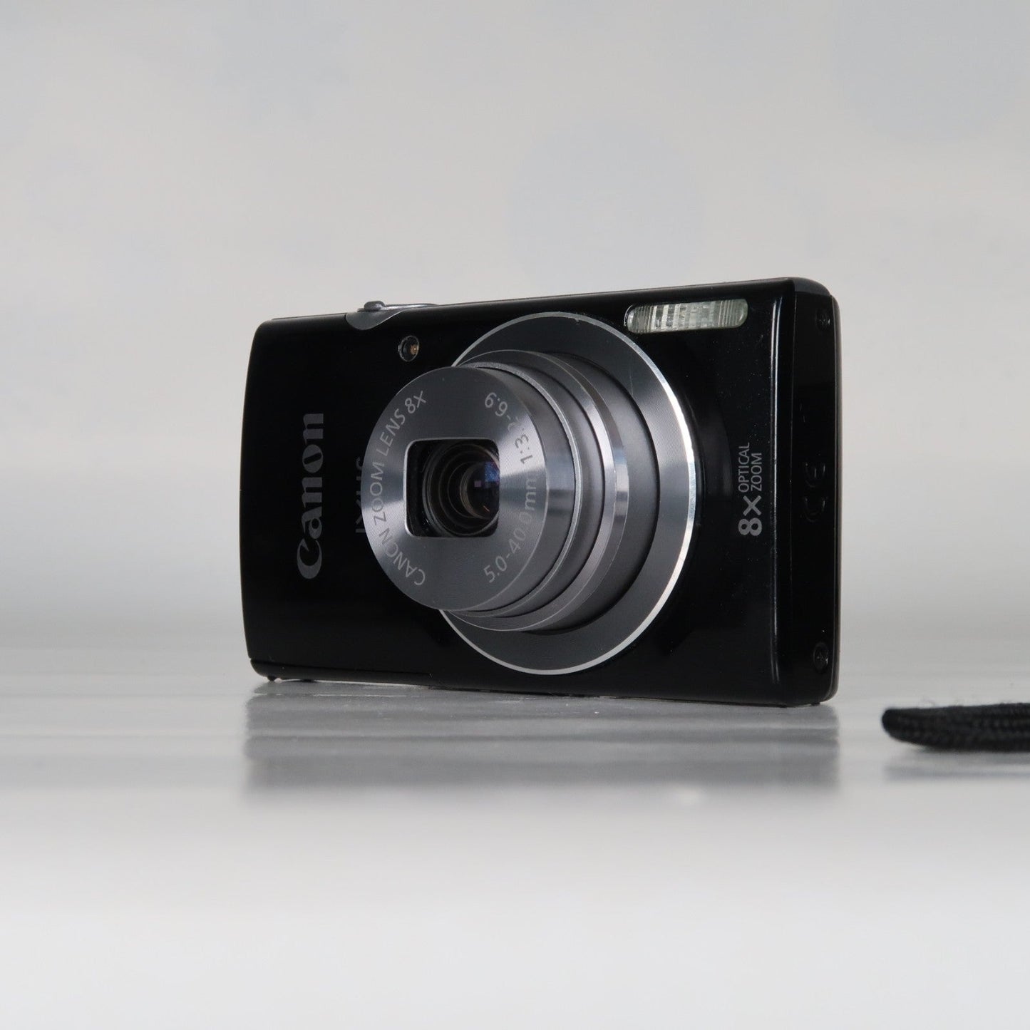 Cenon IXUS 145 / ELPH 135 16.0MP Digital Camera Black – With SD Card 4GB &amp; Case