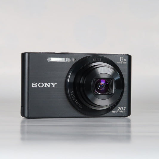 Soney Cyber-shot DSC-W830 20.1MP + Cenon IXUS 145 Black – Compact Digital Cameras Bundle