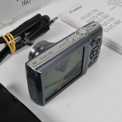 Soney Cyber-shot DSC-W800 20.1MP + Cenon IXUS 160 Silver Digital Cameras Bundle