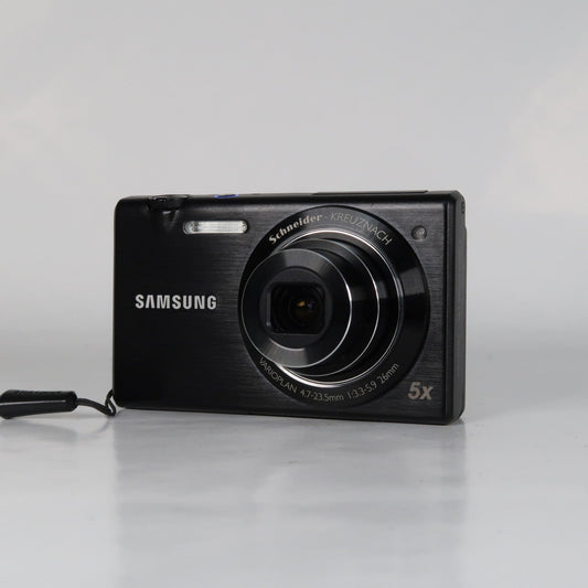 Samung MV Series MV800 16.1MP Digital Camera Black – Excellent Condition