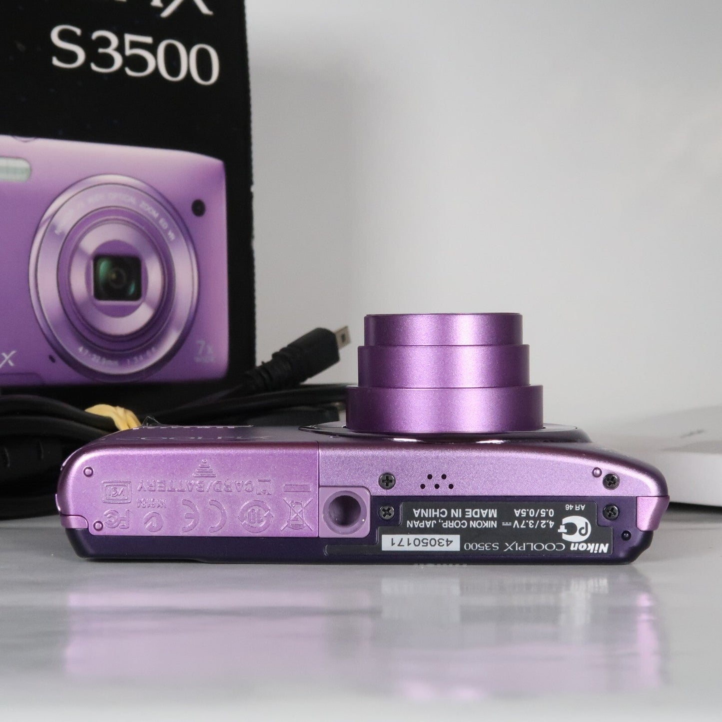 Nikona CoolPix S3500 20.1MP Digital Camera Purple – Mint Condition, Original Packaging