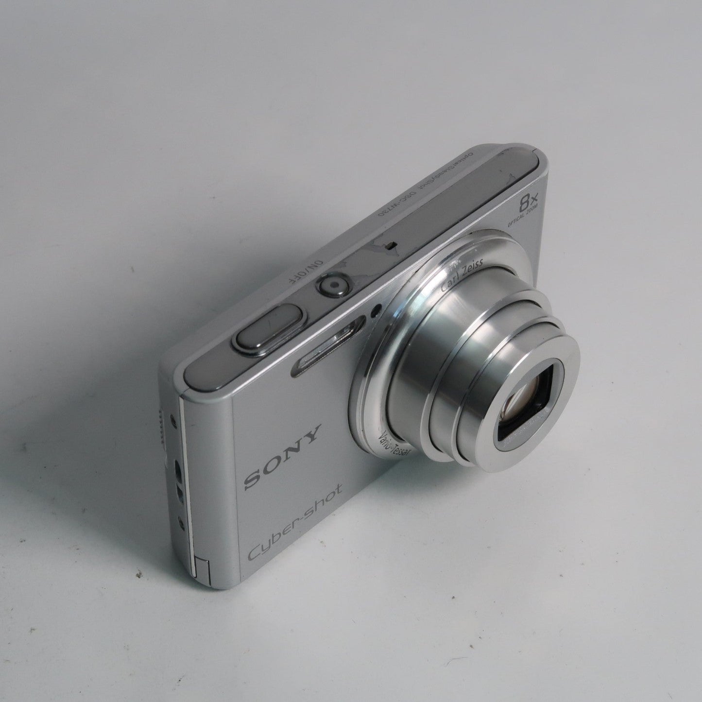 Soney Cyber-shot DSC-W730 16.1MP 8x + Cenon IXUS 185 – Bundle Deal