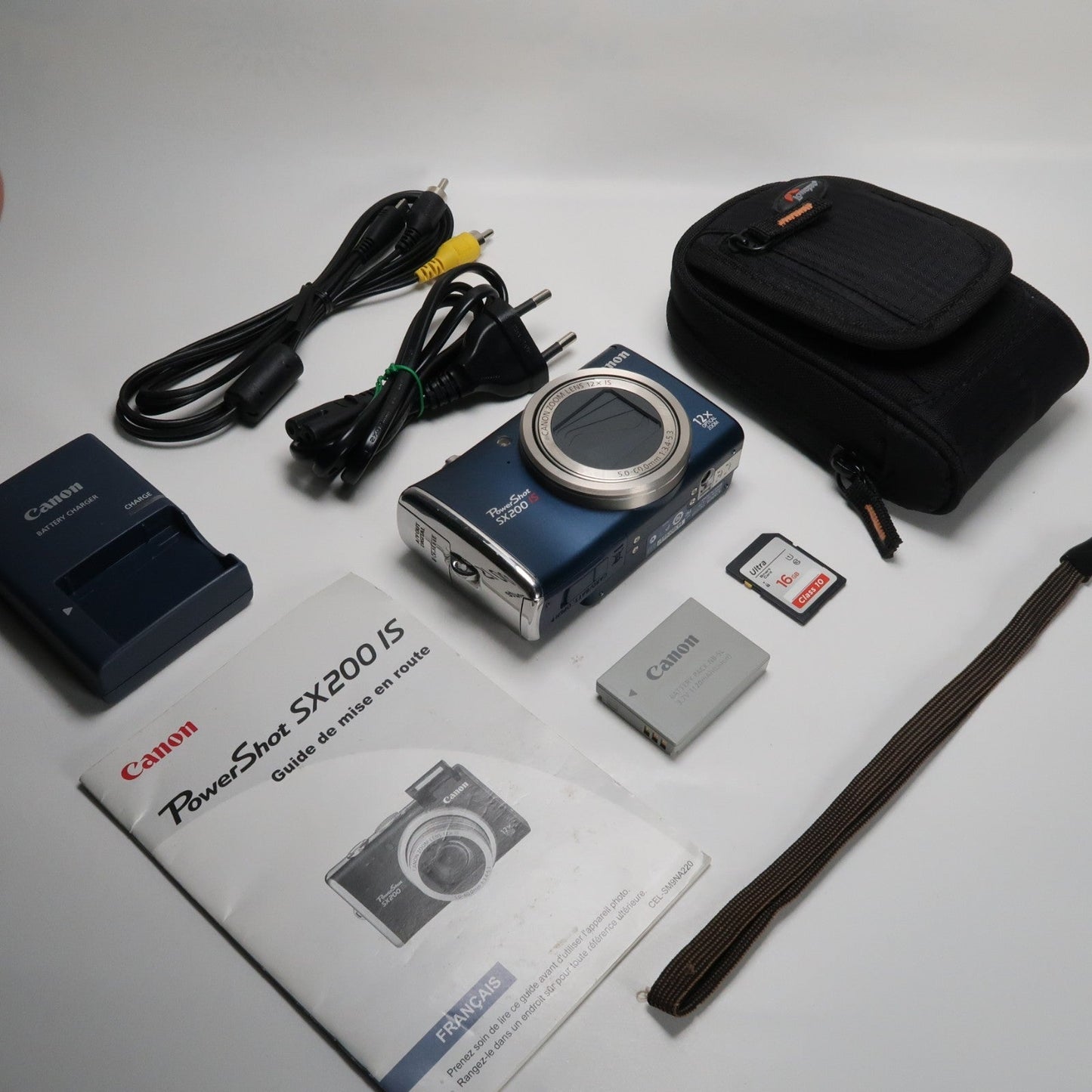 Camera Lot – Soney DSC-W70, CenonPowershot SX200 (Blue), Cenon Ixus 170 (Black), Nikon S9400, Cenon Ixus 115 HS (Blue)
