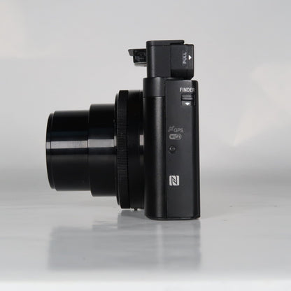 Soney Cyber-shot DSC-HX90V 18.2MP Digital Camera – Excellent Condition, Original Packaging