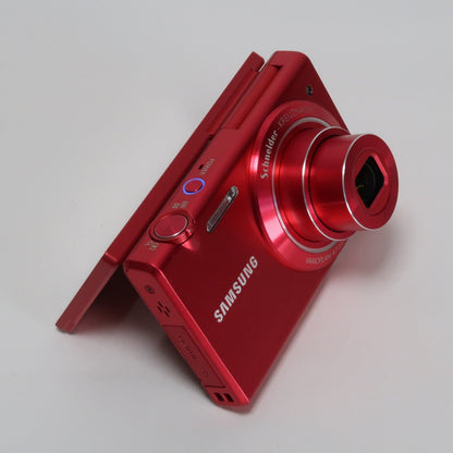 Samung  MV Series MV800 16.1MP Digital Camera Red, Case - Excellent