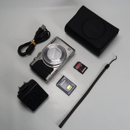 [Mint] Nikona Coolpix S9900 30x Digital Compact Camera Silver + Case + SD Card