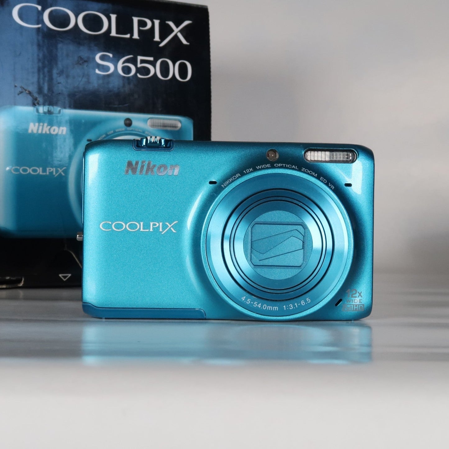 Nikona Coolpix S6500 16.0MP Compact Digital Camera – Blue, Complete Kit – Tested