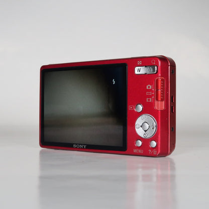 Soney Cybershot DSC-W560 14.1MP Digital Camera Red, Case – Excellent