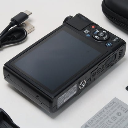 Cenon PowerShot S110 12.1MP Digital Camera – Black, Case, SD Card – Excellent