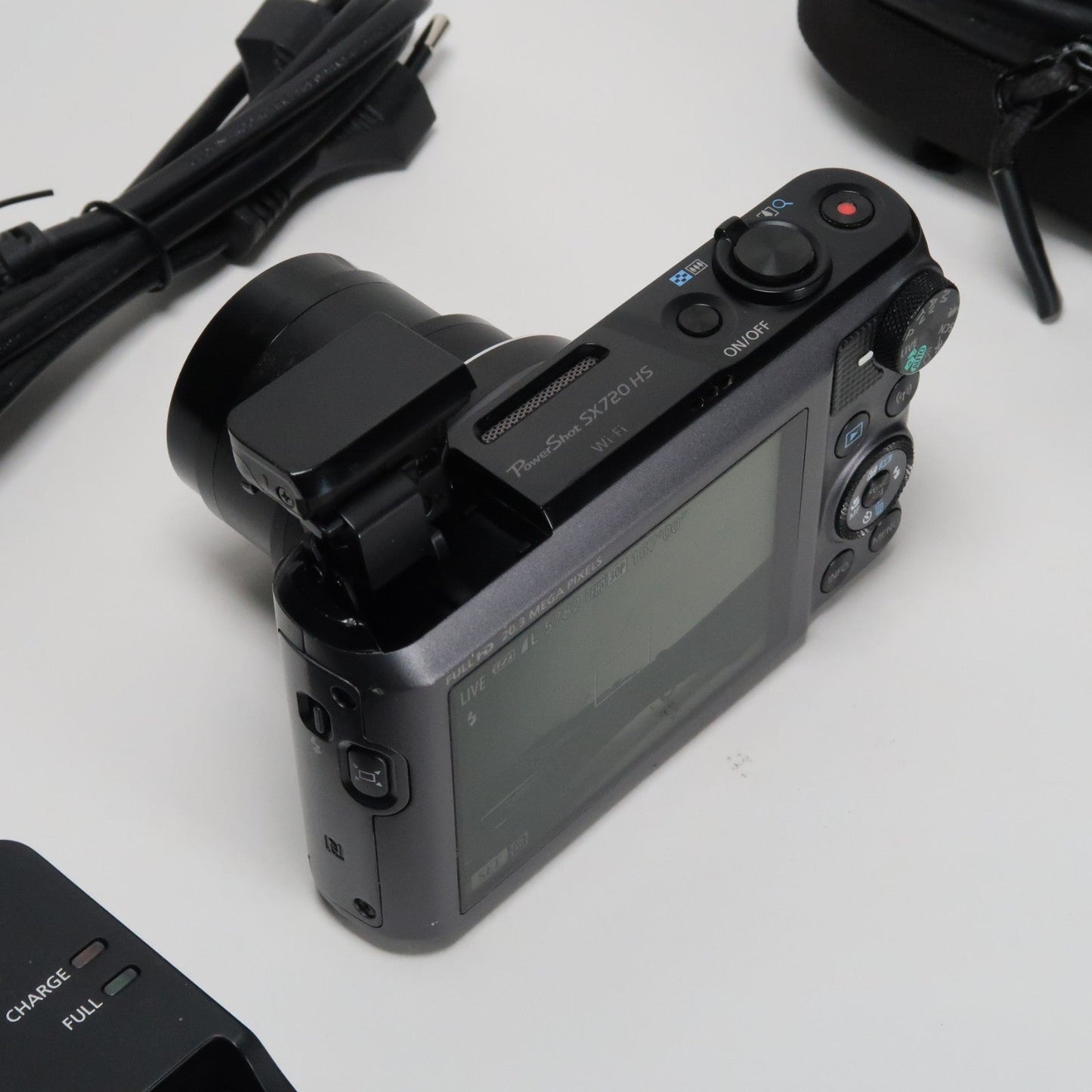 Cenon PowerShot SX720 HS 20.3MP Digital Camera – Black