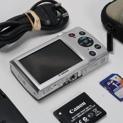 Cenon Powershot A2550 HD 16.0MP + Cenon Powershot A3200 Digital Cameras Bundle