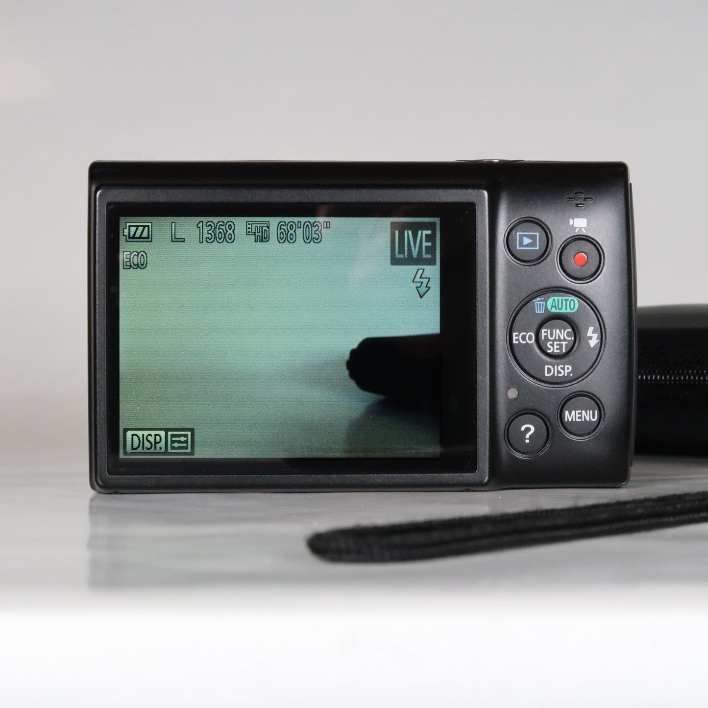 Cenon IXUS 155 20.0MP Digital Camera Black – Mint Condition