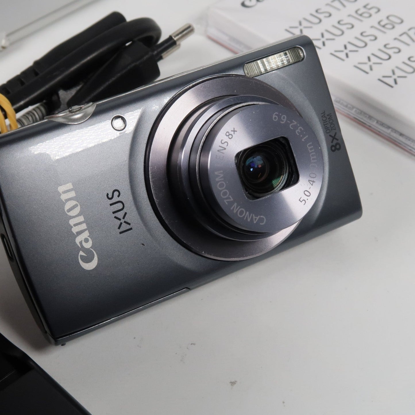 Soney Cyber-shot DSC-W800 20.1MP + Cenon IXUS 160 Silver Digital Cameras Bundle